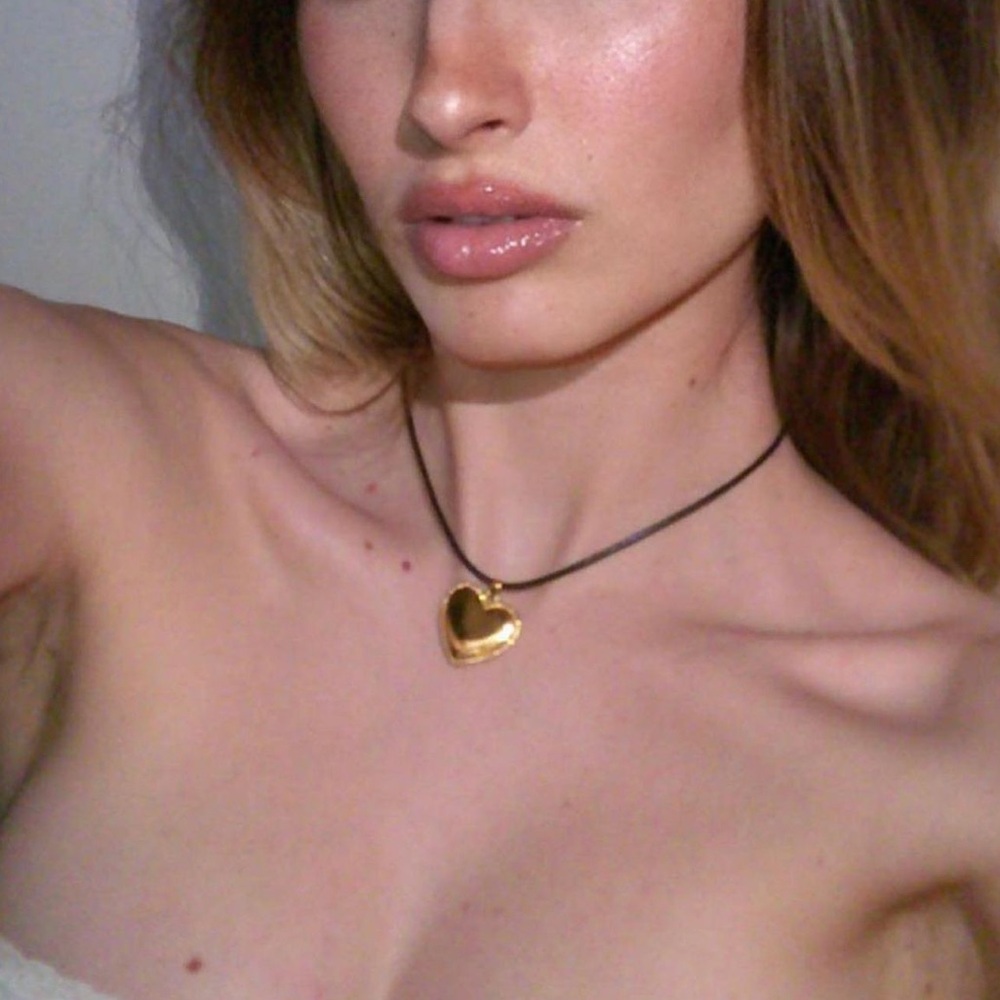 Cendre Co Australian Jewelry Belle Heart Pendant White Necklace - Picture 3 of 11